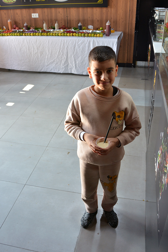 افتتاح مطعم *Sandoshino* في جلجولية بإدارة أبناء المرحوم ابو ايوب جابر